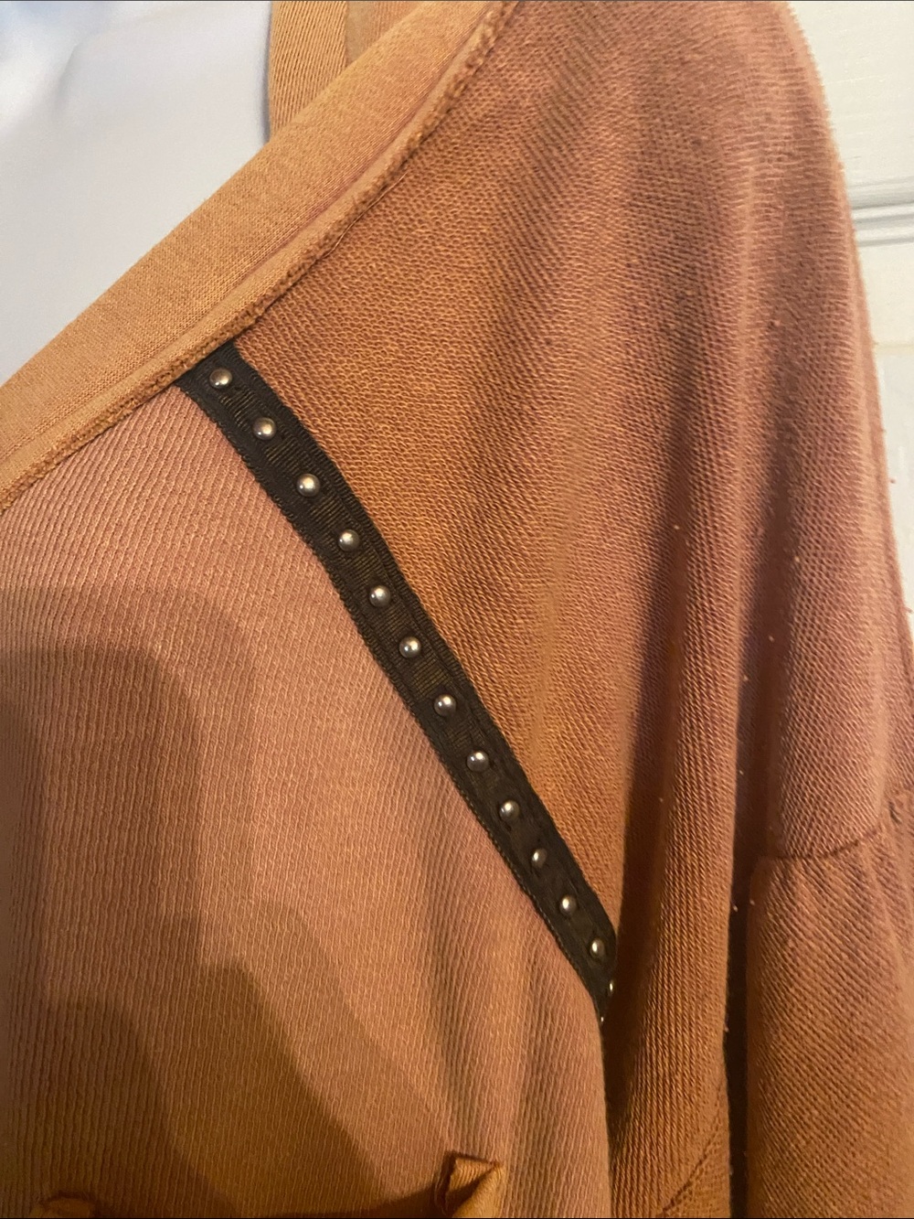 POL large Women's Washed Rust Hooded Sweatshirt with Pocket - Picture 4 of 9